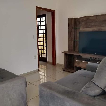 Bela Casa Com Churrasqueira E Estacionamento Villa Olímpia Exterior foto